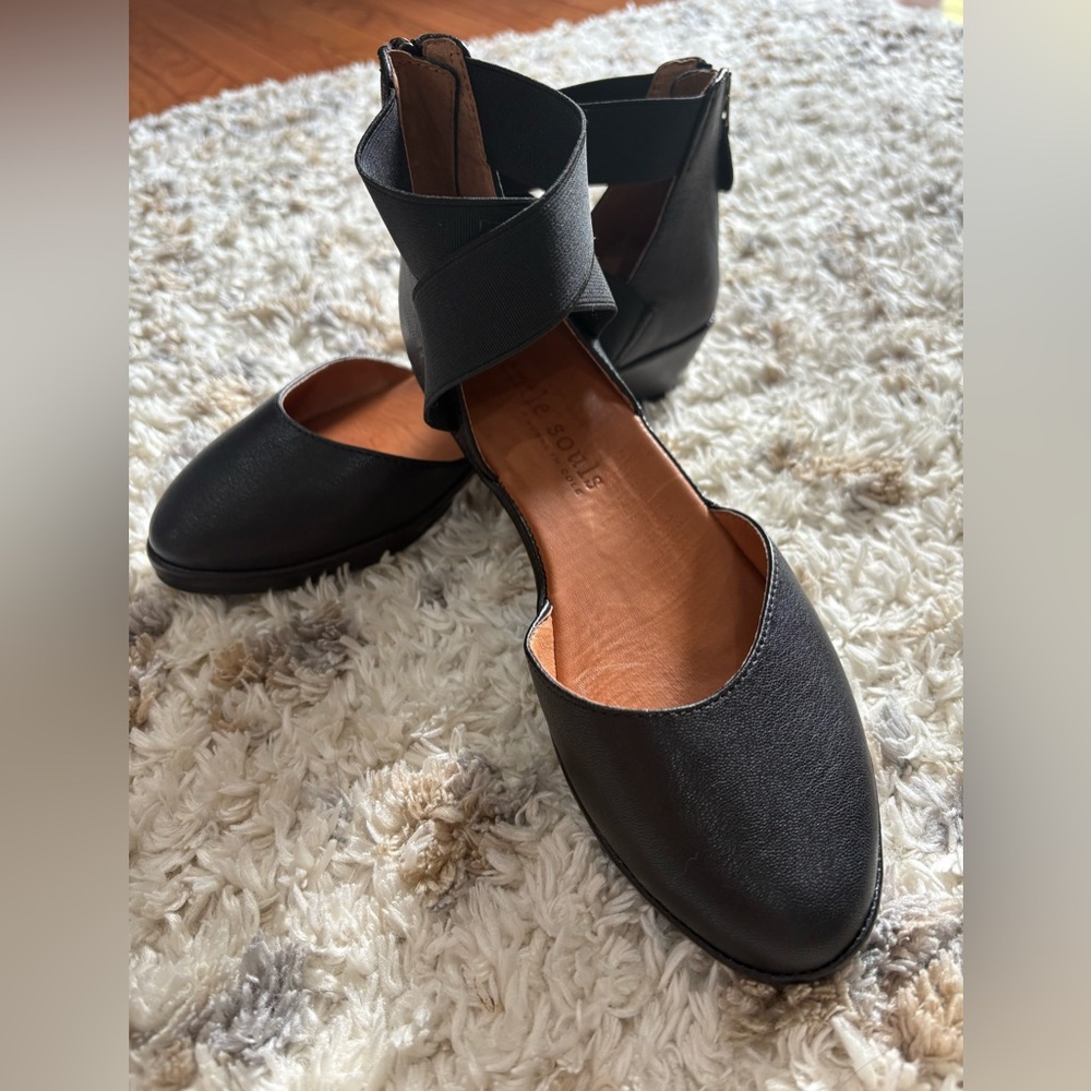 Gentle Souls Black Women's Flats